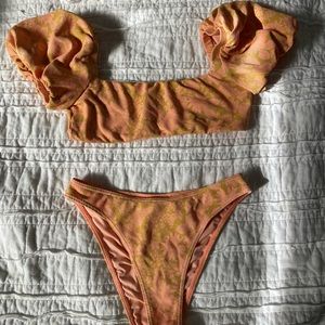 Billabong TOP AND BTM pink/ mustard yellow floral two piece